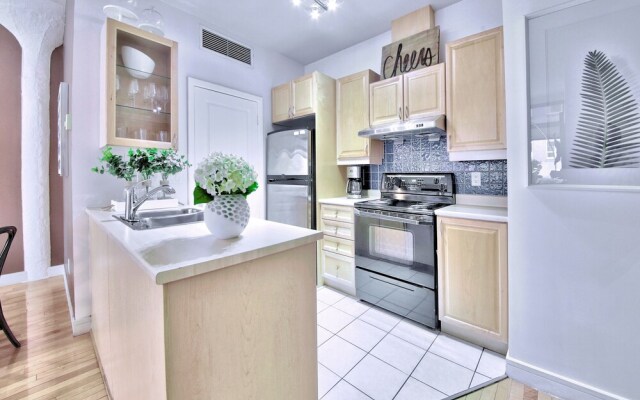 Quartier des Spectacles Downtown Loft Condos