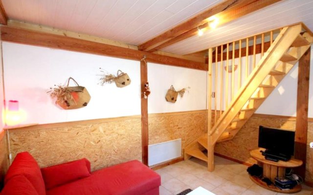 Chalet With One Bedroom In Cornimont, With Wonderful Mountain View And Enclosed Garden 12 Km From The Slopes