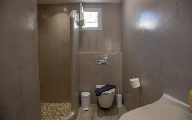 Abrami Traditional Villas & Studios