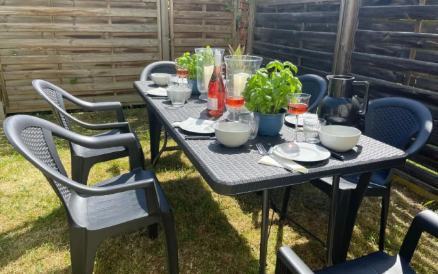 BAUHAUS Design-Luxus Apartment, 20er Jahre Stil, Garten