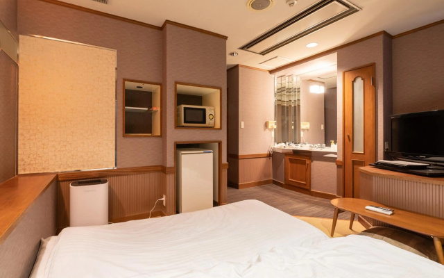 HOTEL Rakuserina – Guest Rooms – Fuefuki