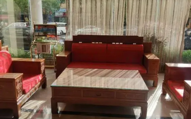 Kunming Lincang Hotel