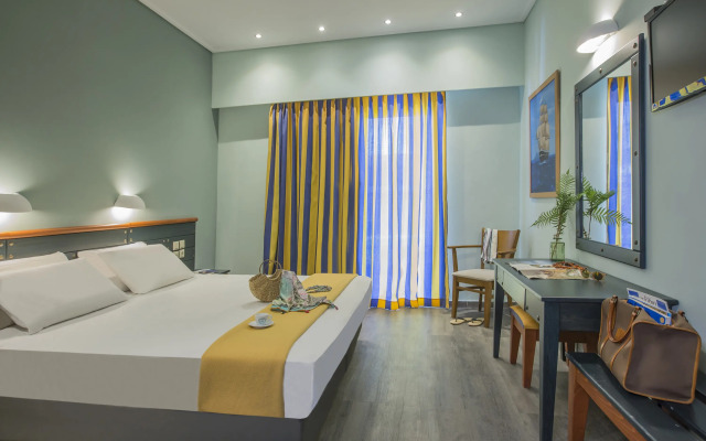 Golden Coast Hotel & Bungalows - All Inclusive