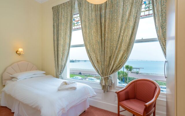 Somerset Hotel