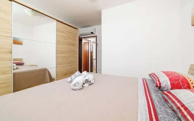 Renata Apartment