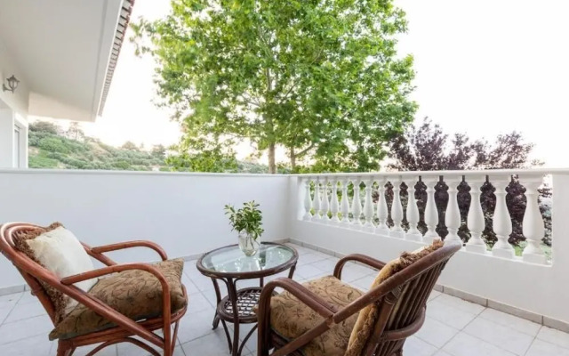 EXPLOR Mansion - Inclusive Experience