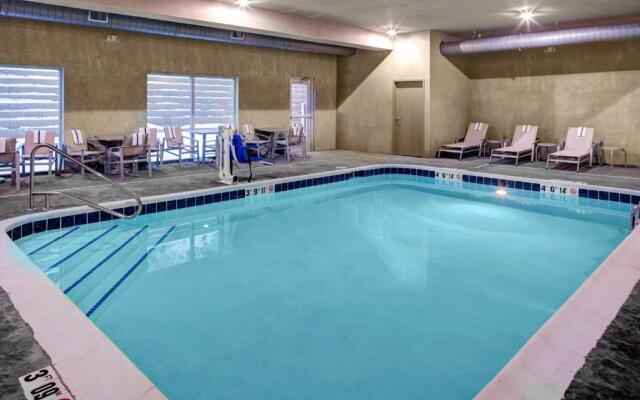 Holiday Inn Express & Suites Coldwater