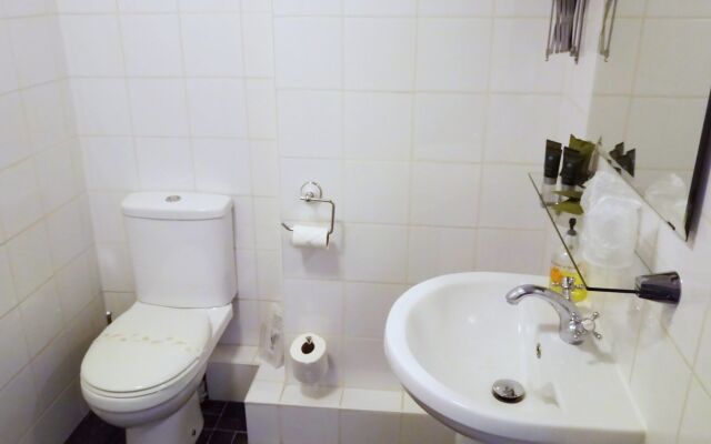 Oakfield House Bed and Breakfast