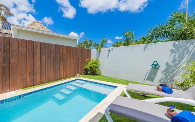 Brand NEW 2br1ba w Privatepool in Amazing Location