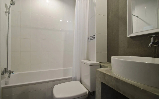 DI Place Hotel