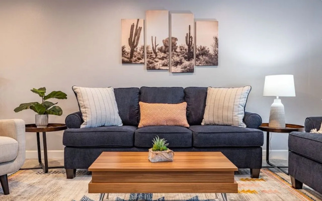 Phoenix Winchcomb 3 Bedroom Home by RedAwning