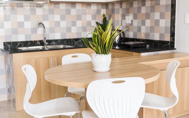 Vinh Thong Apartments