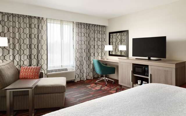 Hampton Inn & Suites St. Louis/Alton