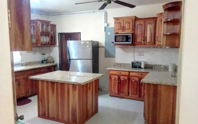 rush bond villa