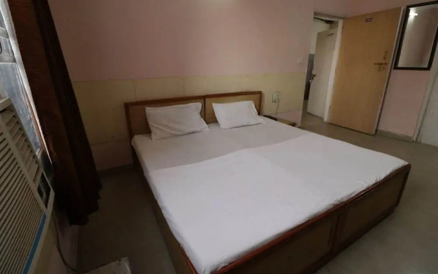 Hotel Grace by OYO Rooms
