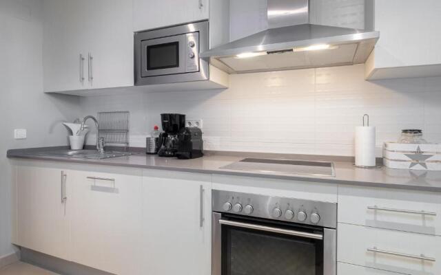 2130-Amazing 2 bedrooms with terrace sea view