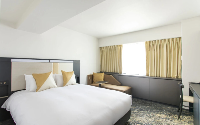 Cross Hotel Osaka