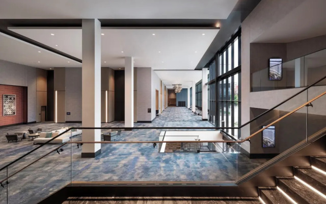 Loews Arlington