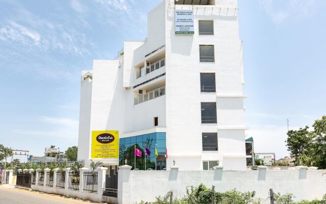 OYO 20021 Flagship Siruseri OMR