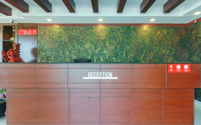 OYO 26990 Hotel Ivory Grande