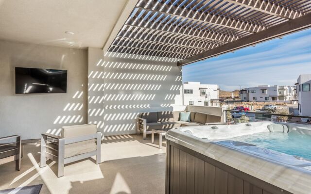 Sunscape by RedAwning