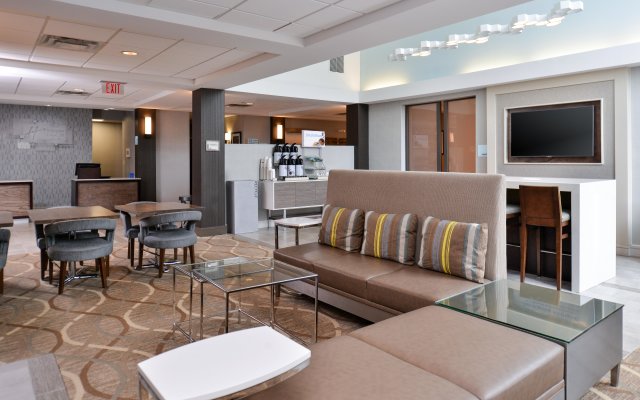 Holiday Inn Express Hotel & Suites Lafayette, an IHG Hotel