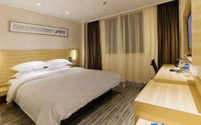 Wharton Chain Hotel