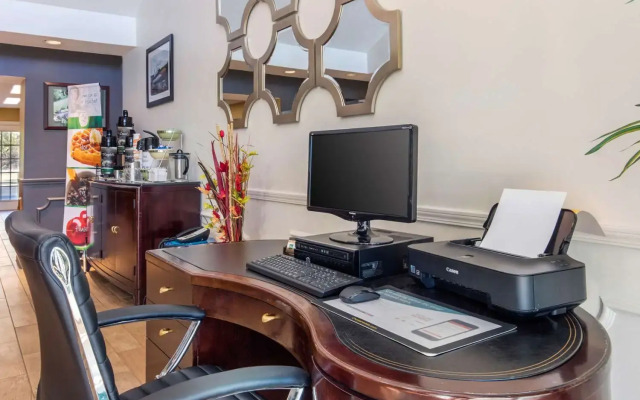 Quality Inn Arab Hwy 231