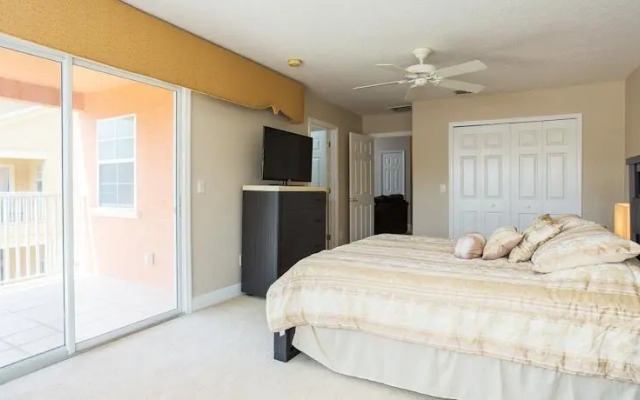 Four-Bedroom Townhouse by Haq Homes