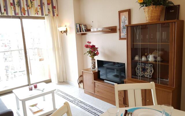 Tasteful Apartment in Fuengirola With Patio