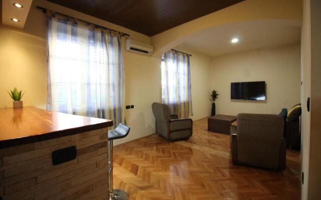 holiday house city centre1 free parking