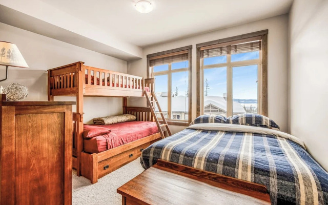 Southpoint 25 Two Bdrm Ski In Out HotTub