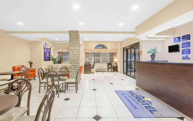 Microtel Inn & Suites by Wyndham Conway