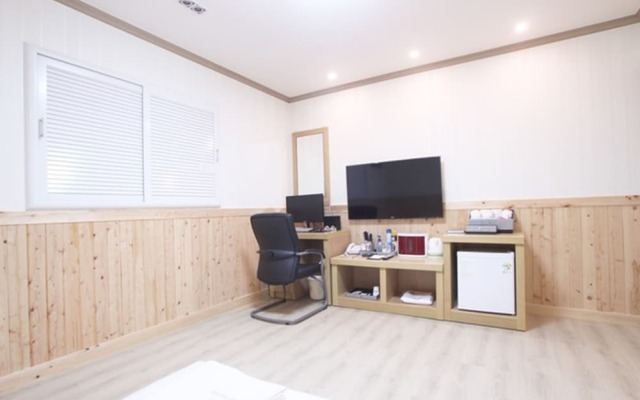 Yeosu MJ Motel