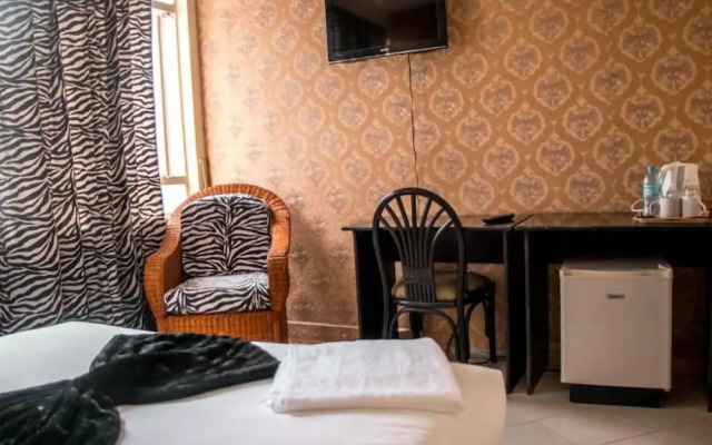 Zakinn Eland Hotel