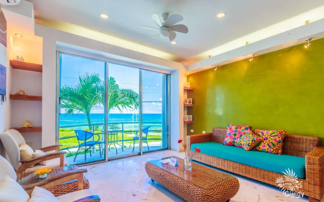 Deep Blue Condos - 102