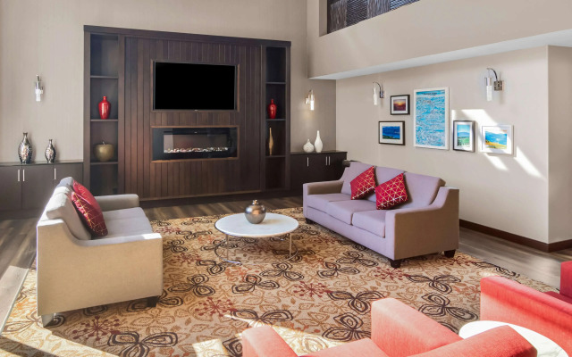 Best Western Plus Osoyoos Hotel & Suites
