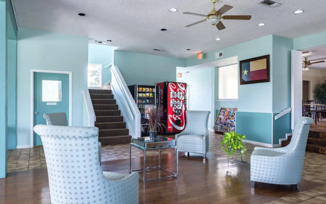 HillView Inn
