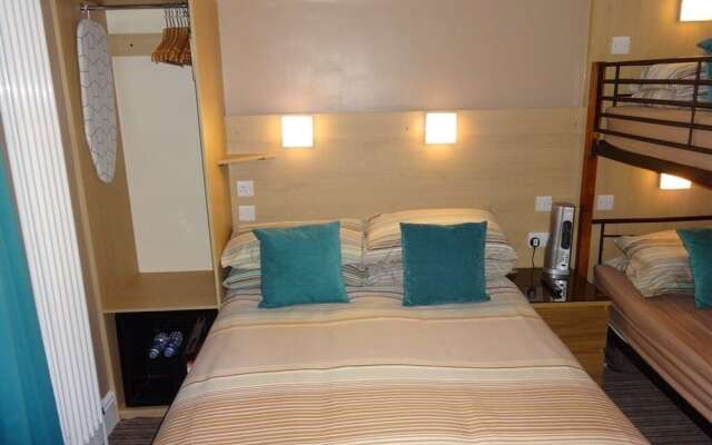 The Craimar - Guest House