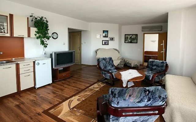 Ravda Bay Guest House