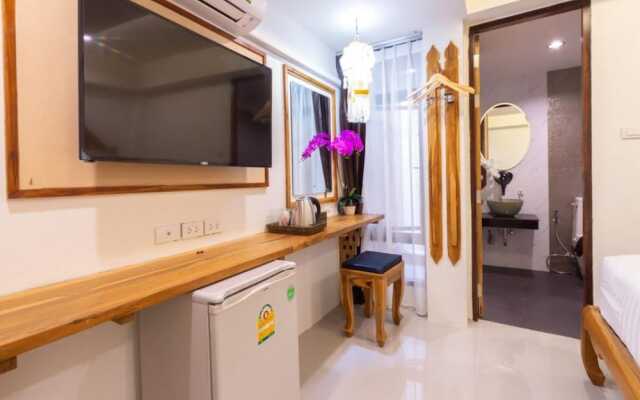 Anumat Premium Budget Hotel