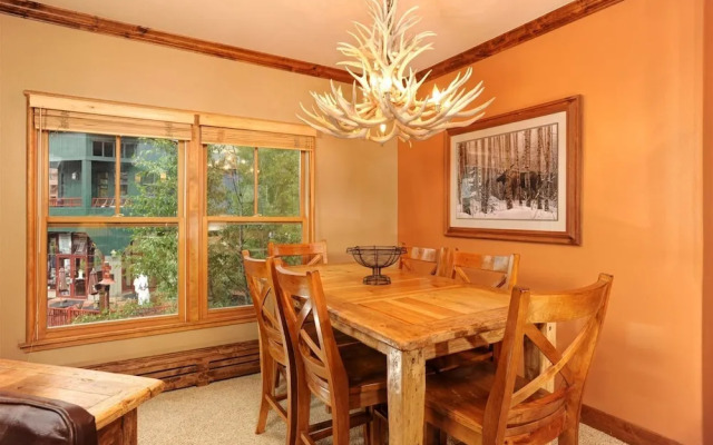 Black Bear Lodge 3 Bedroom Condo in River Run Village