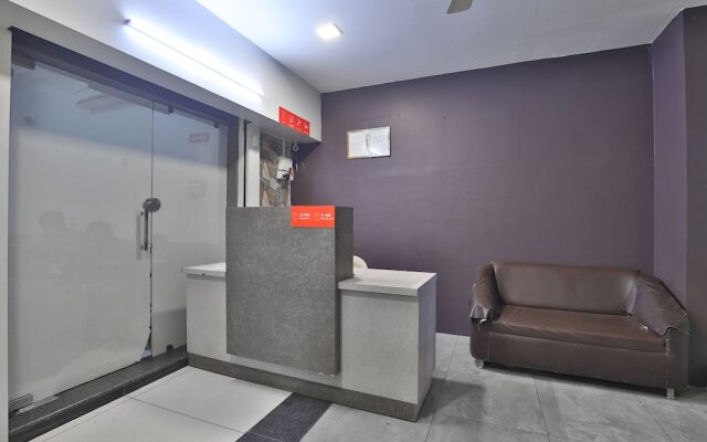 OYO Flagship 28024 Hotel Royal Palace