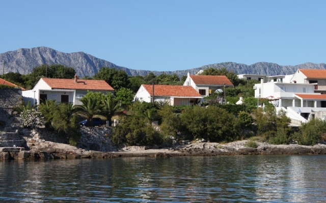 Room Mare - economy rooms: R3 Sucuraj, Island Hvar