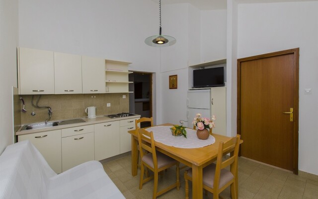 Apartments Igor