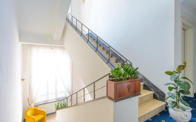 Palace Hotel Domus Mea