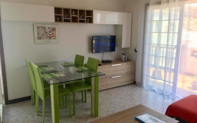 La Casa del Sol, Abades