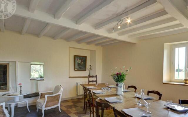 Gîte Montchal, 7 pièces, 14 personnes - FR-1-496-147