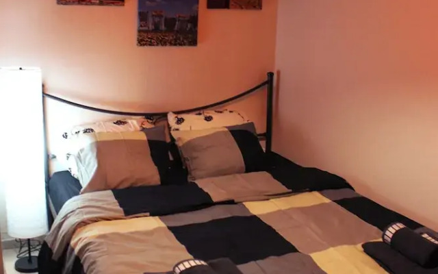 Impeccable 1-bedroom Apartment Center