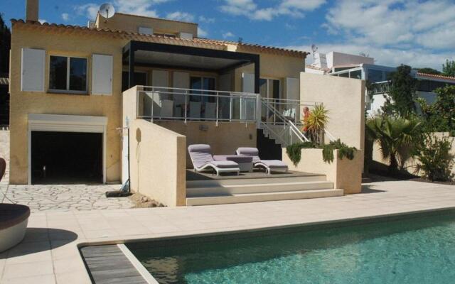 Maison Cap d'Agde, 5 pièces, 6 personnes - FR-1-607-26